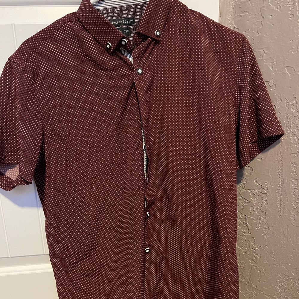 Short sleeve button up